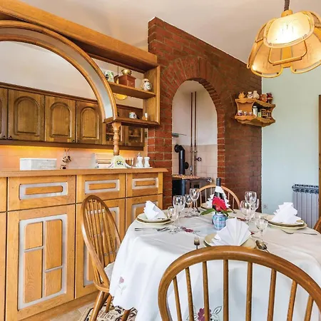 Apartmán 2 Bedroom Lovely In