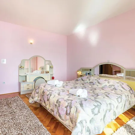 2 Bedroom Lovely In Apartmán *